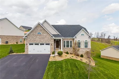 107 High Pointe Dr, Washington, PA 15301