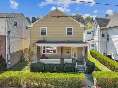 823 Fallowfield Ave, Charleroi, PA 15022