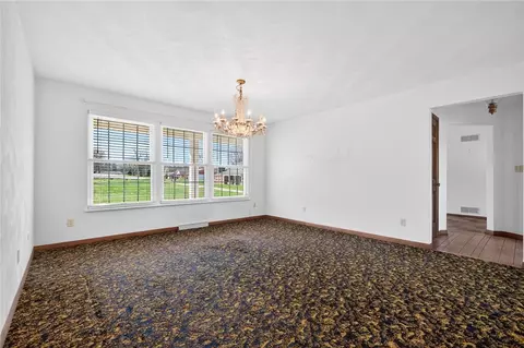 Living - 110 Spring Dr, Apollo, PA 15613 photo 5 of 5