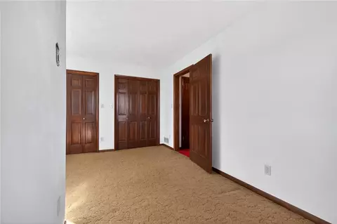 Bedroom - 110 Spring Dr, Apollo, PA 15613 photo 3 of 8