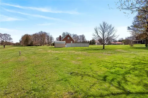 Exterior - 110 Spring Dr, Apollo, PA 15613 photo 6 of 8