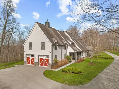 122 Mcdowell, Ligonier, PA 15658