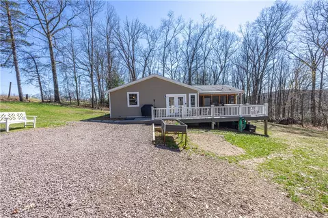 341 Taylor Rd, Confluence, PA 15424