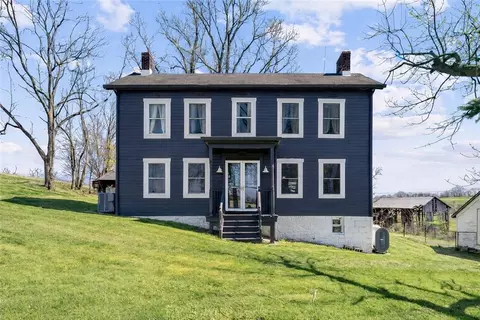 580 Green Vly, Eighty Four, PA 15330