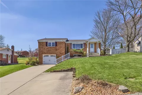 124 Sunrise Dr, Irwin, PA 15642