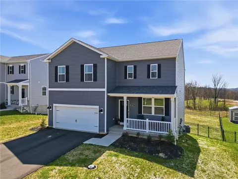 169 Shelton Place Dr, Evans City, PA 16033