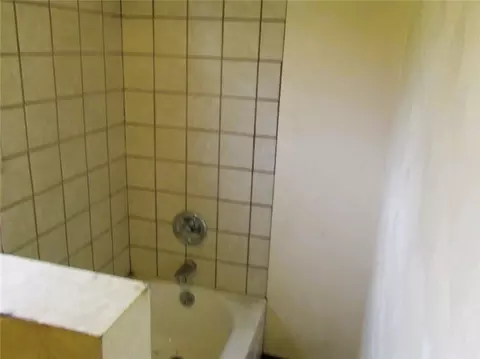 Bath - 376 Penn Ave, Everson, PA 15631 photo 1 of 1