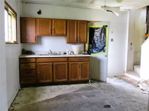 Kitchen - 376 Penn Ave, Everson, PA 15631 photo 1 of 2