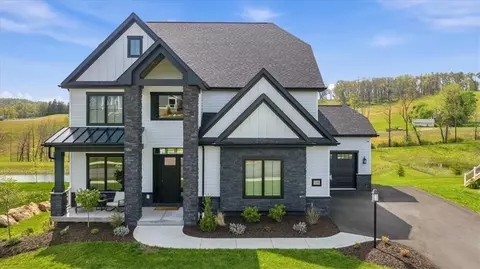 115 Amaryllis Ln, Baden, PA 15005