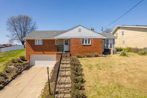 103 Lincoln, Clairton, PA 15025