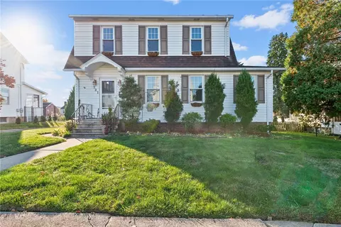 721 Lehmer St, Latrobe, PA 15650