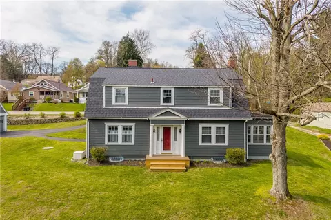 705 Walnut St, Crescent, PA 15046