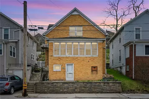 323 Hillside Ave, Ellwood City, PA 16117
