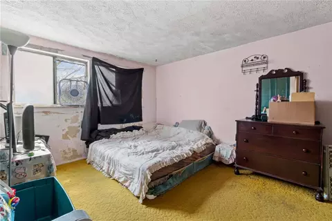 Bedroom - 1781 Ivanhoe Dr, Irwin, PA 15642 photo 2 of 7