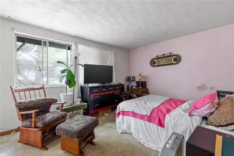Bedroom - 1781 Ivanhoe Dr, Irwin, PA 15642 photo 7 of 7