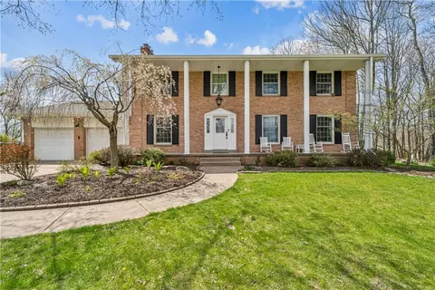 4071 Clarkland Ave, Allison Park, PA 15101