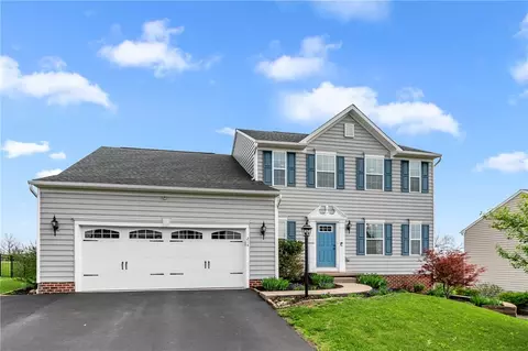 214 Springhill Dr, Oakdale, PA 15071