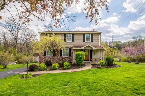 1364 Pheasant Cir, Pittsburgh, PA 15241
