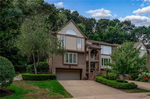 2217 Huntington Ct N, Wexford, PA 15090