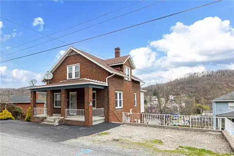 109 Highland Ave, Avella, PA 15312