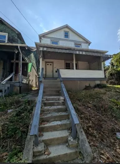 1813 Converse St, Mckeesport, PA 15132