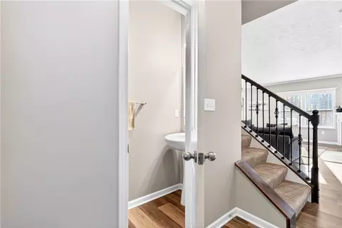 Entry Way - 6459 Lindsey Ln, Export, PA 15632 photo 3 of 3