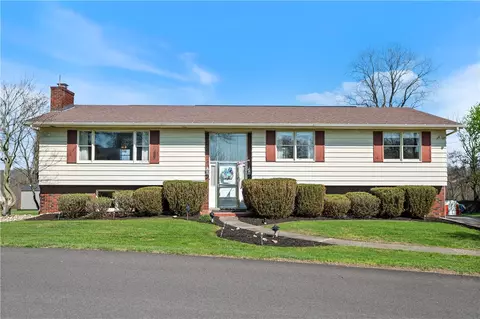 1241 Highland Rd, Monongahela, PA 15063