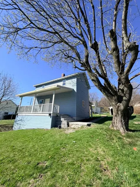Exterior - 606 Devlin St, Gallitzin, PA 16641 photo 4 of 8
