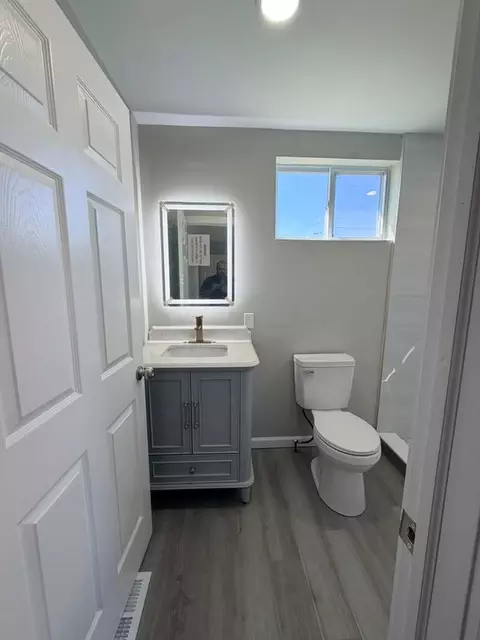 Bath - 606 Devlin St, Gallitzin, PA 16641 photo 1 of 4