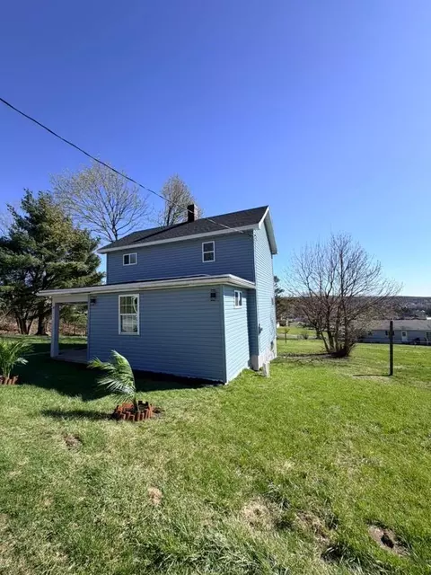 Exterior - 606 Devlin St, Gallitzin, PA 16641 photo 5 of 8