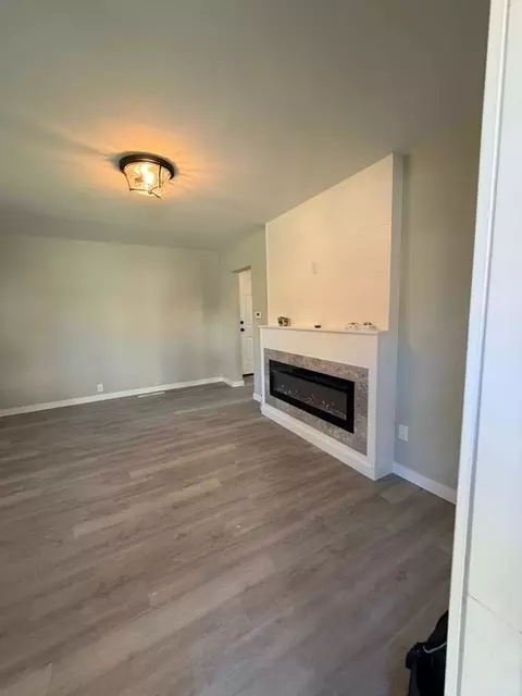 Living - 606 Devlin St, Gallitzin, PA 16641 photo 2 of 2