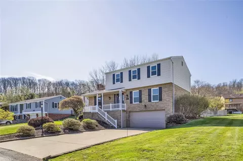 34 Fieldstone Pl, Zelienople, PA 16063
