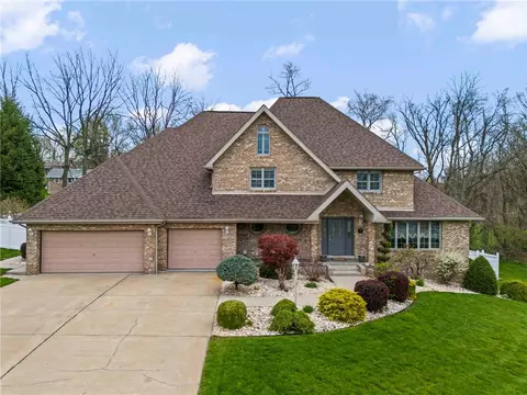 612 James Dr, Rostraver, PA 15012