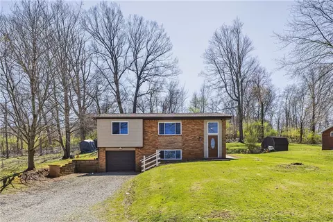 3324 Cassius St, Pittsburgh, PA 15235