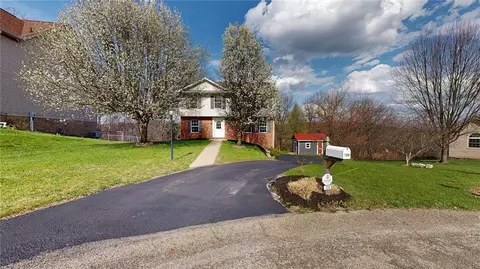 104 Whitetail Dr, Beaver Falls, PA 15010