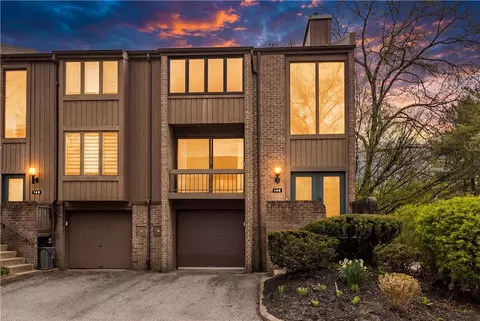 146 Locust Ct, Pittsburgh, PA 15237