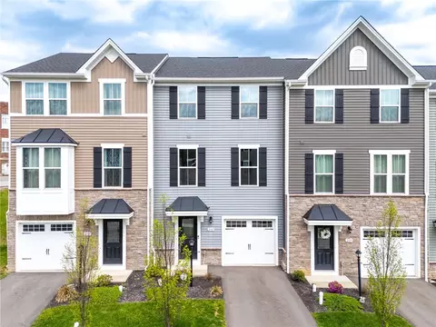 233 Chesna Dr, Pittsburgh, PA 15234