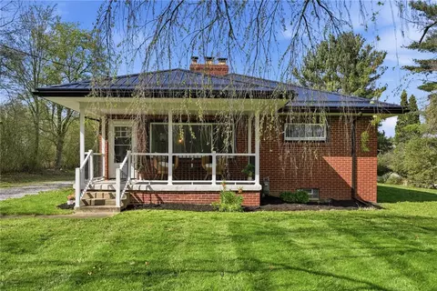 499 Harpers Ferry Rd, Beaver Falls, PA 15010