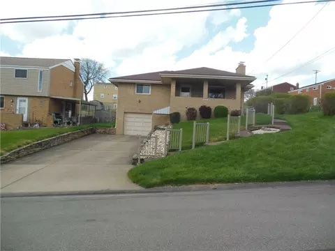 412 Lois Dr, Pittsburgh, PA 15236