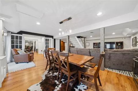 Dining - 2187 Elizabeth Ct, Export, PA 15632 photo 4 of 4