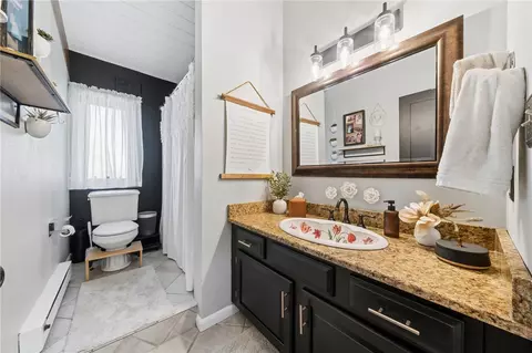 Bath - 2187 Elizabeth Ct, Export, PA 15632 photo 2 of 2