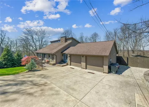 Exterior - 2187 Elizabeth Ct, Export, PA 15632 photo 2 of 9