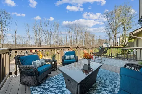 Exterior - 2187 Elizabeth Ct, Export, PA 15632 photo 5 of 9