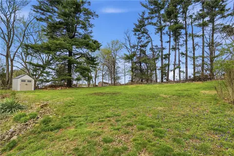 Exterior - 272 Spring Run Rd, Crescent, PA 15046 photo 5 of 11