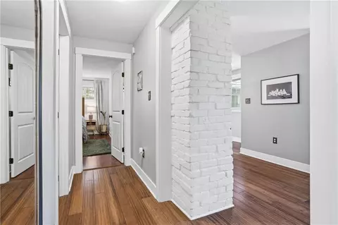 Entry Way - 272 Spring Run Rd, Crescent, PA 15046 photo 7 of 7