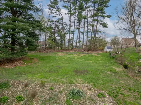 Exterior - 272 Spring Run Rd, Crescent, PA 15046 photo 6 of 11