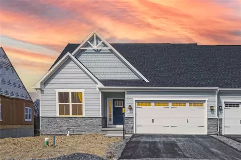 142 Olga Ave, Coraopolis, PA 15108