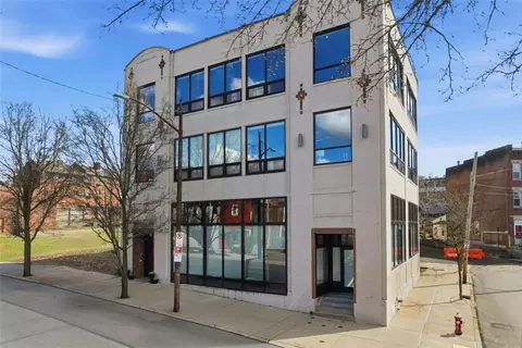 3644 Penn Ave #301, Pittsburgh, PA 15201