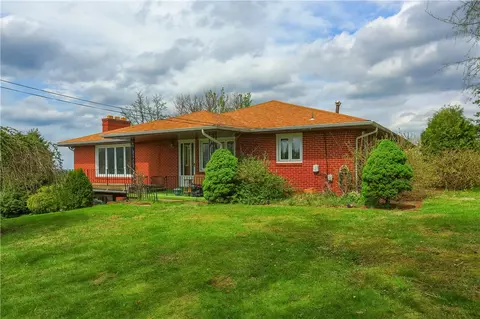 3092 Brodhead Rd, Aliquippa, PA 15001