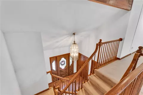 Entry Way - 944 Lowber Rd, Irwin, PA 15642 photo 7 of 7
